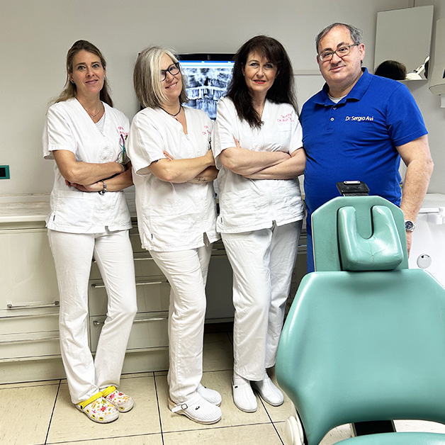 Studio dentistico Merano Malles AVI il team